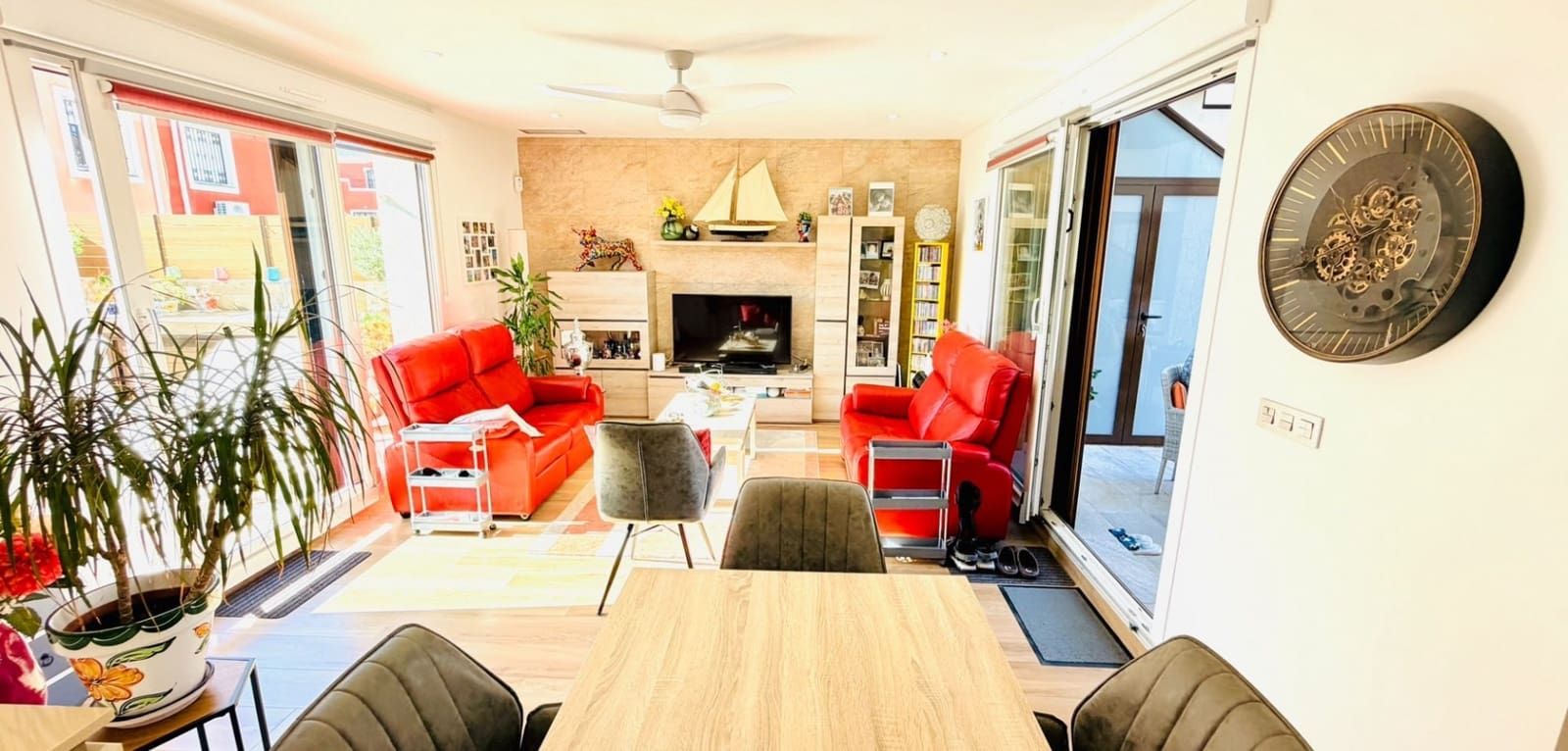 3 makuuhuone Paritalo myytävänä paikassa Los Montesinos mukana uima-altaan - 392 500 € (Ref: 10135029)