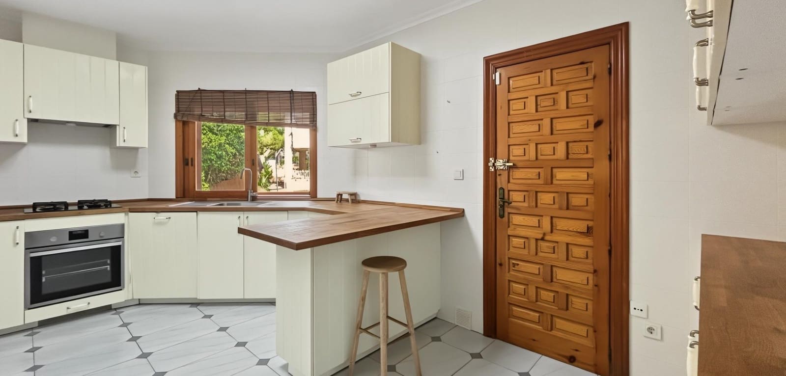 7 soveværelse Villa til salg i Campoamor med swimmingpool garage - € 1.300.000 (Ref: 10135030)