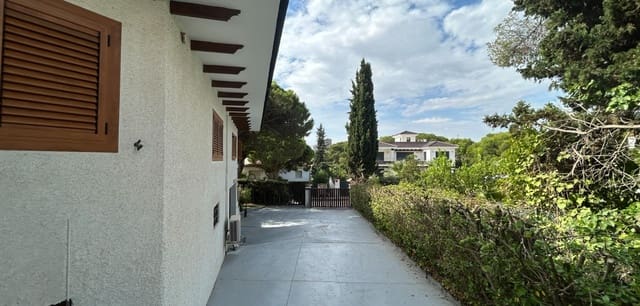 7 soveværelse Villa til salg i Campoamor, Orihuela med swimmingpool garage - € 1.300.000 (Ref: 10135030)