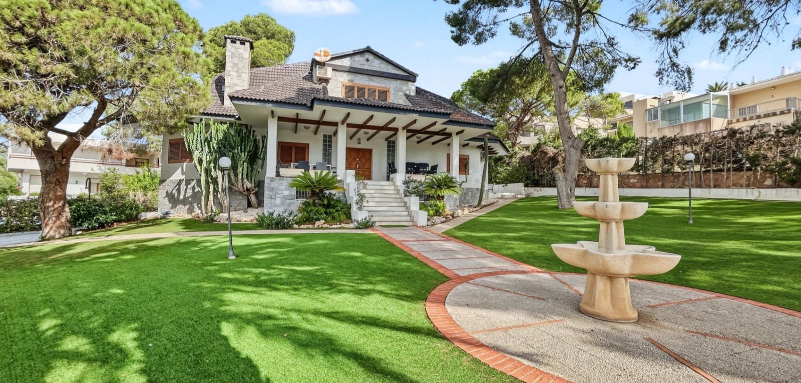 7 soveværelse Villa til salg i Campoamor med swimmingpool garage - € 1.300.000 (Ref: 10135030)