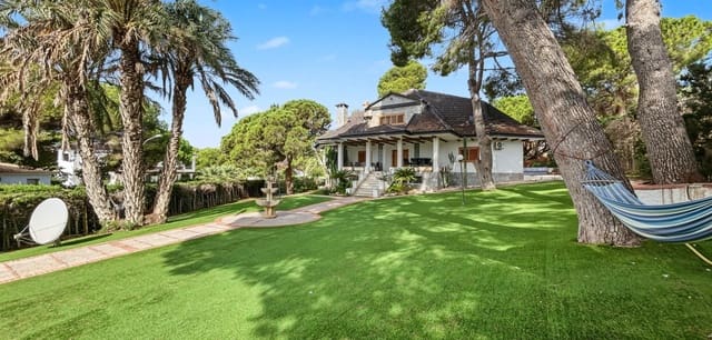 7 soveværelse Villa til salg i Campoamor, Orihuela med swimmingpool garage - € 1.300.000 (Ref: 10135030)