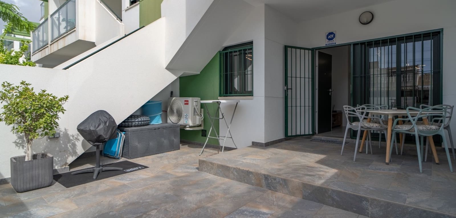 Apartamento de 2 habitaciones en Pilar de la Horadada en venta con piscina garaje - 265.000 € (Ref: 10135031)