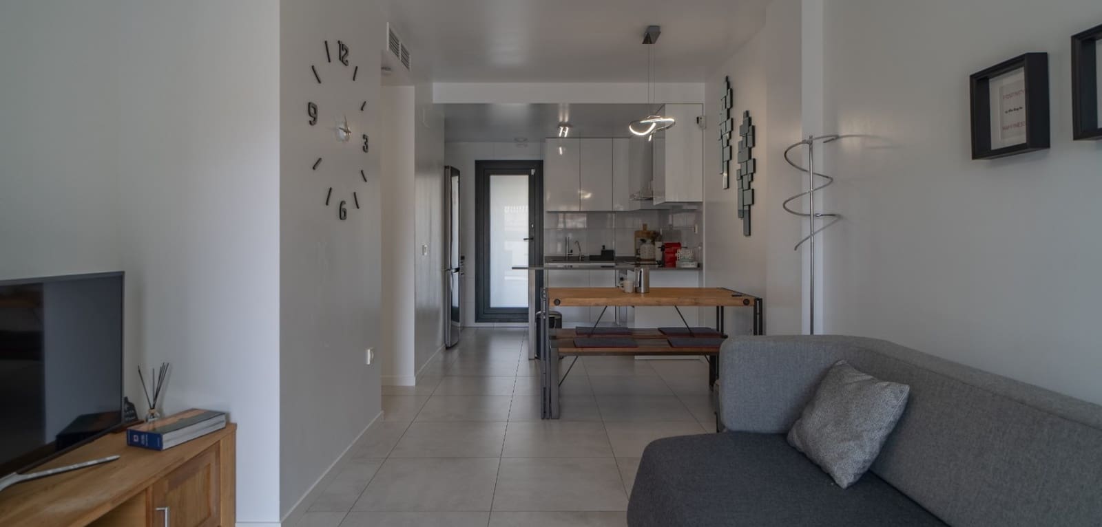Apartamento de 2 habitaciones en Pilar de la Horadada en venta con piscina garaje - 265.000 € (Ref: 10135031)