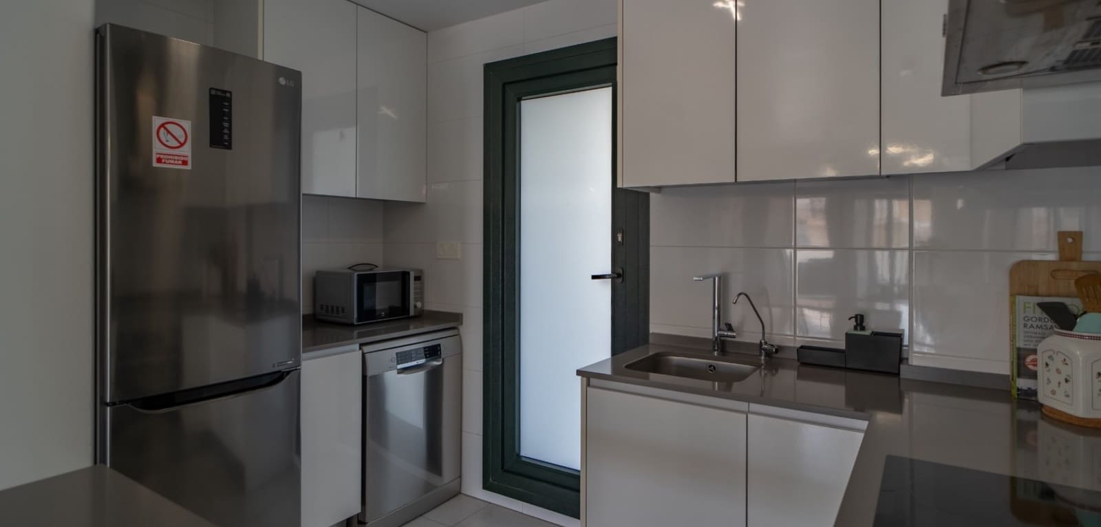 Apartamento de 2 habitaciones en Pilar de la Horadada en venta con piscina garaje - 265.000 € (Ref: 10135031)