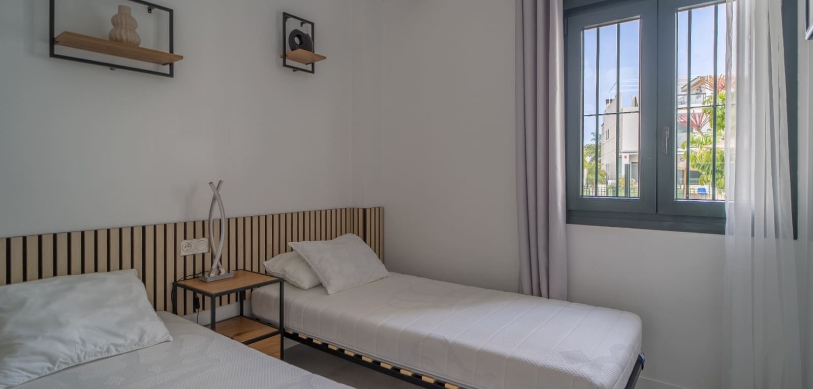 Apartamento de 2 habitaciones en Pilar de la Horadada en venta con piscina garaje - 265.000 € (Ref: 10135031)