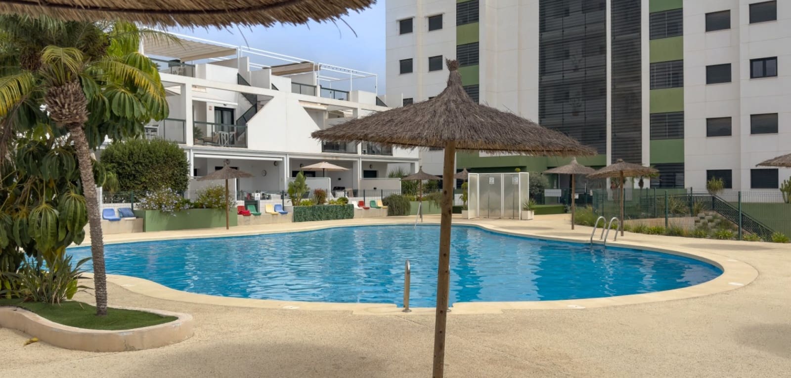 Apartamento de 2 habitaciones en Pilar de la Horadada en venta con piscina garaje - 265.000 € (Ref: 10135031)
