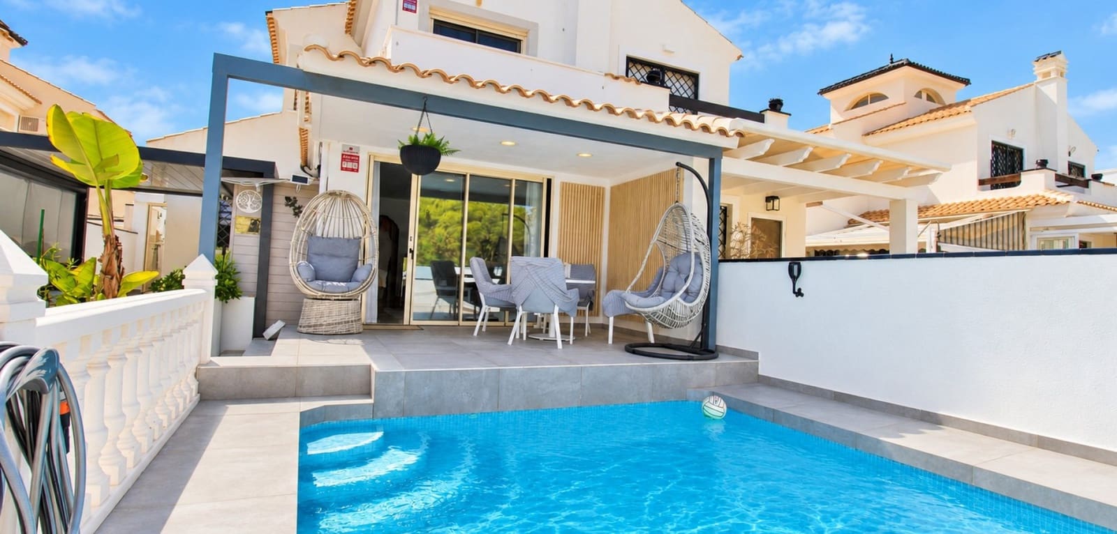 3 soverom Villa til salgs i Pilar de la Horadada med svømmebasseng - € 395 000 (Ref: 10135032)
