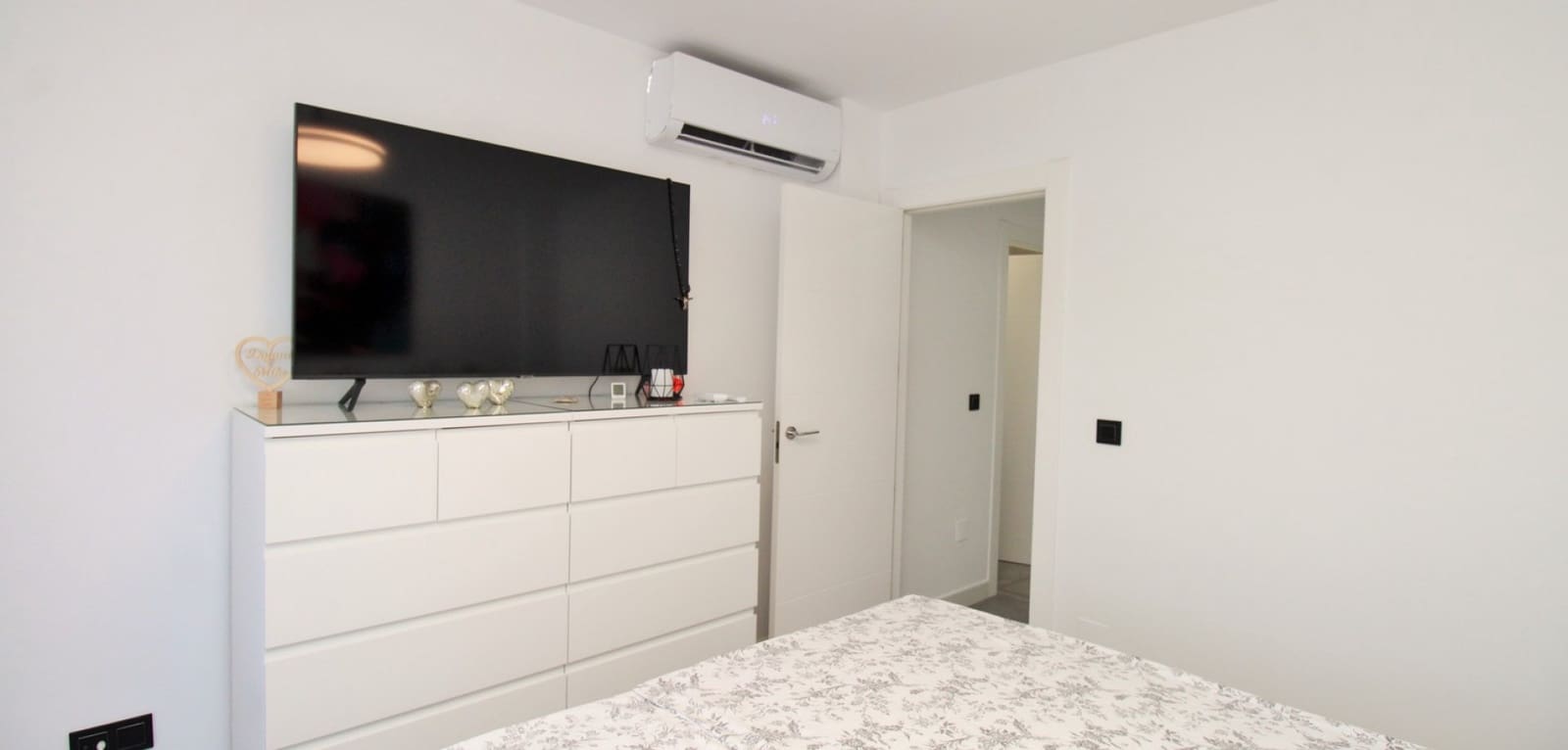 3 soverom Villa til salgs i Pilar de la Horadada med svømmebasseng - € 395 000 (Ref: 10135032)