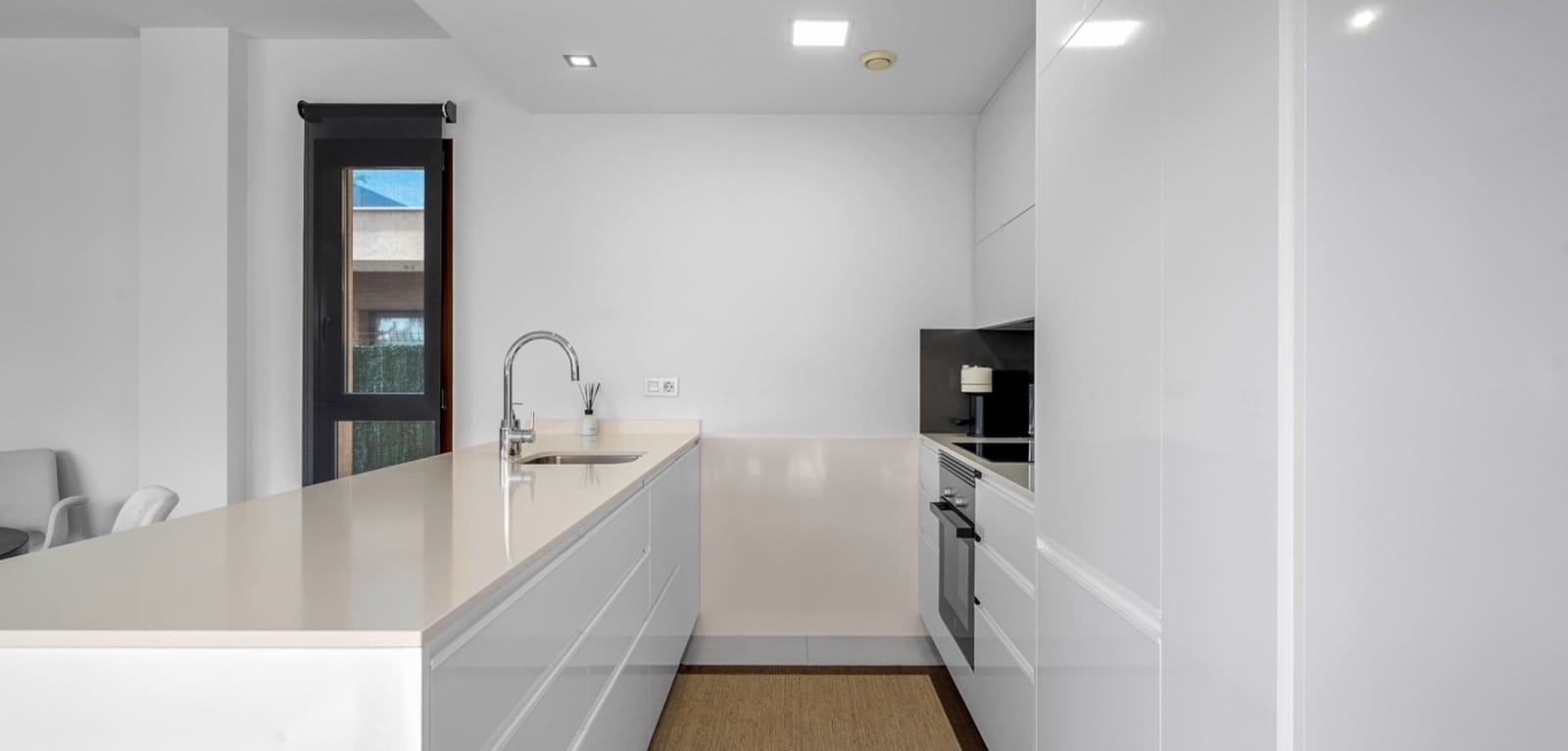 3 camera da letto Villa in vendita in Roda con piscina - 499.900 € (Rif: 10135033)