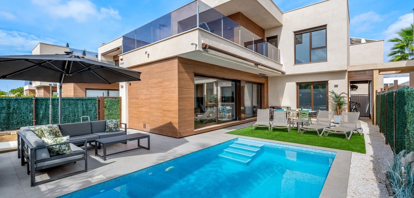 3 camera da letto Villa in vendita in Roda con piscina - 499.900 € (Rif: 10135033)