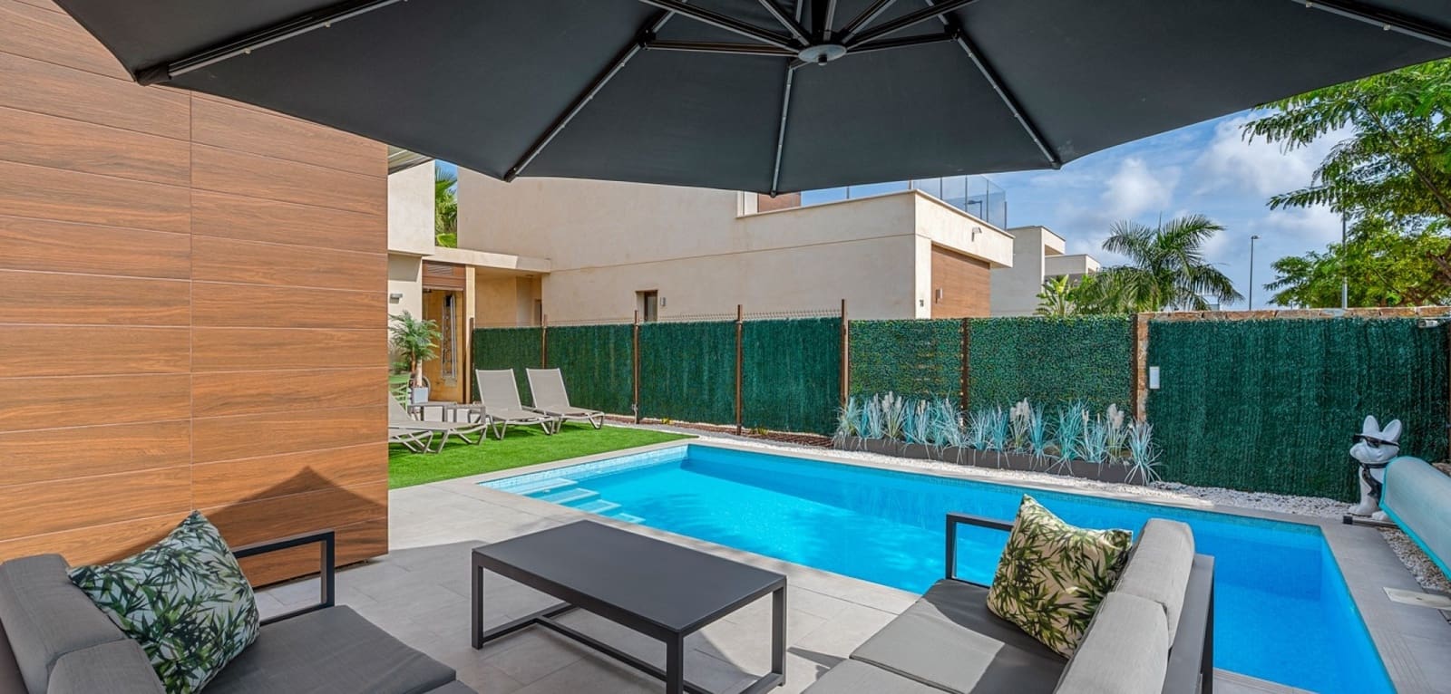 3 camera da letto Villa in vendita in Roda con piscina - 499.900 € (Rif: 10135033)