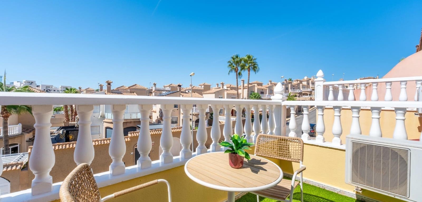 2 soverom Hus til salgs i Campoamor med svømmebasseng - € 229 800 (Ref: 10135037)