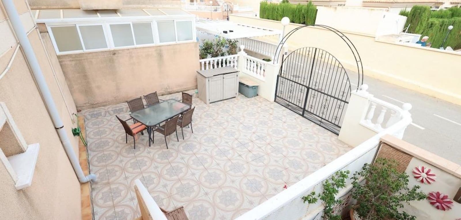 2 makuuhuone Bungalow myytävänä paikassa La Zenia mukana uima-altaan 
autotalli - 165 000 € (Ref: 10136105)