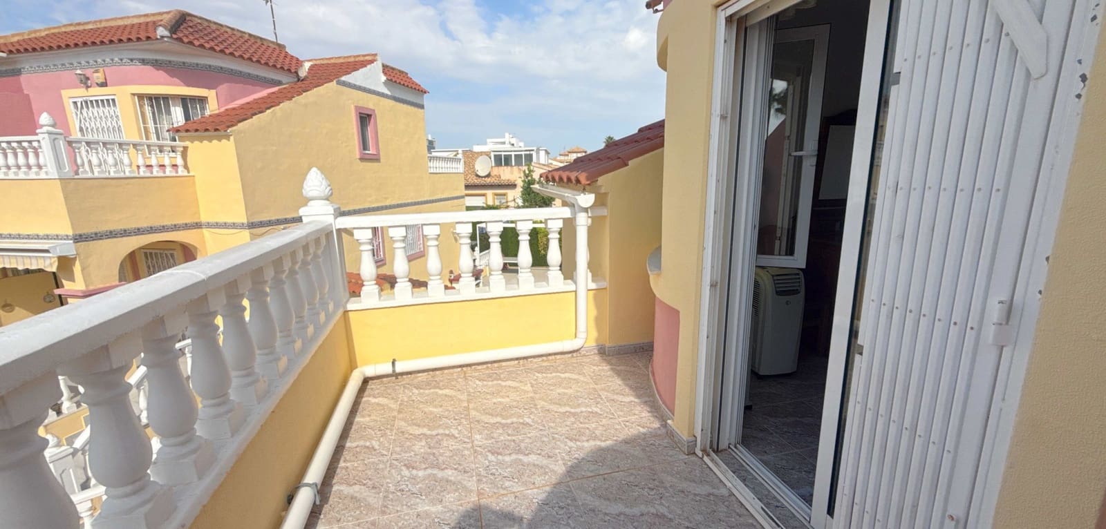 3 soverom Hus til salgs i La Zenia med svømmebasseng garasje - € 269 950 (Ref: 10140012)