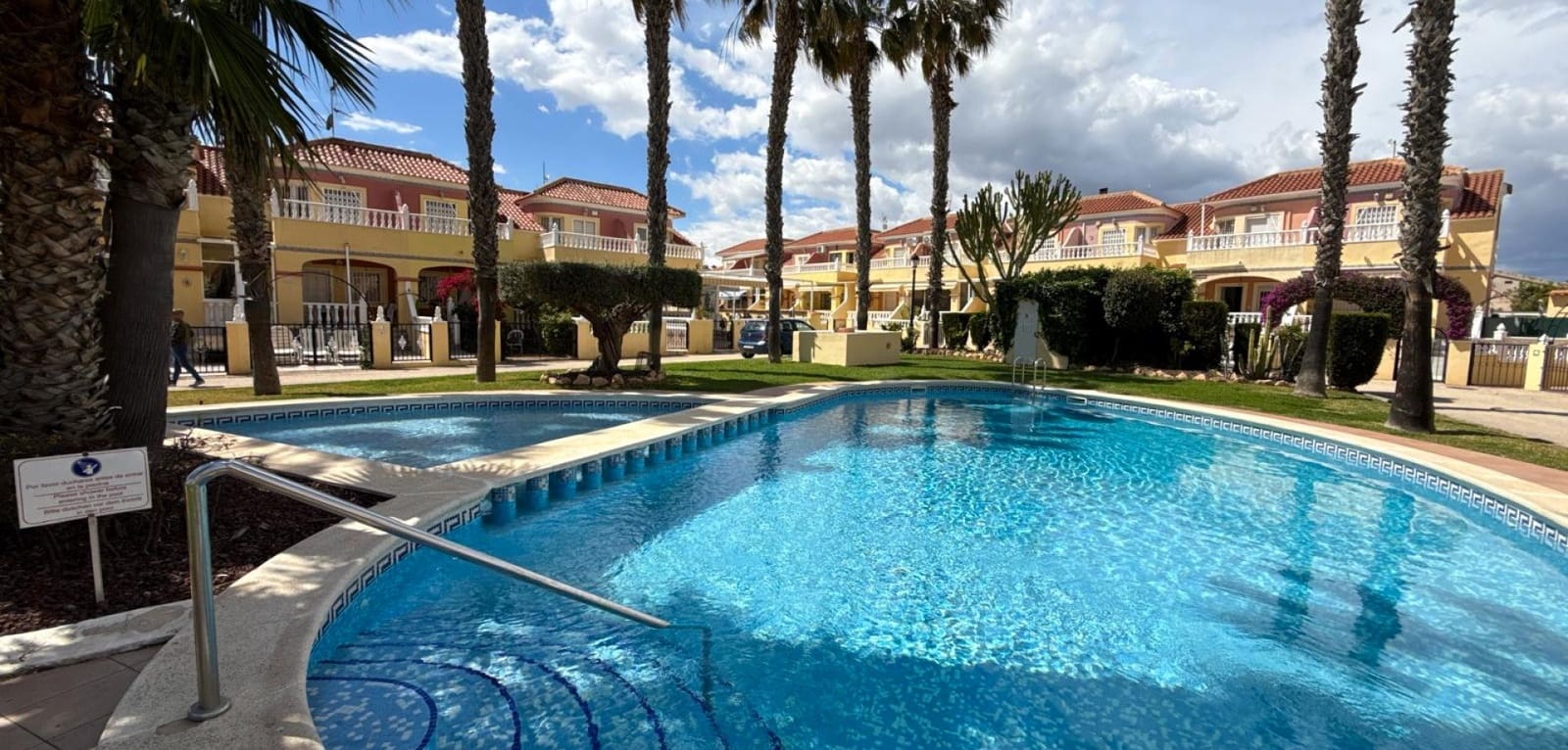 3 soverom Hus til salgs i La Zenia med svømmebasseng garasje - € 269 950 (Ref: 10140012)