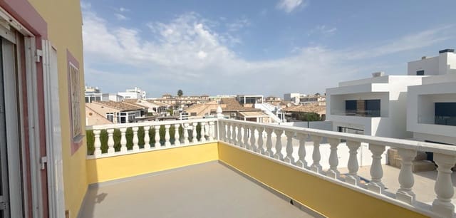 3 quarto Casa em Banda para venda em La Zenia, Orihuela com piscina garagem - 269 950 € (Ref: 10140012)