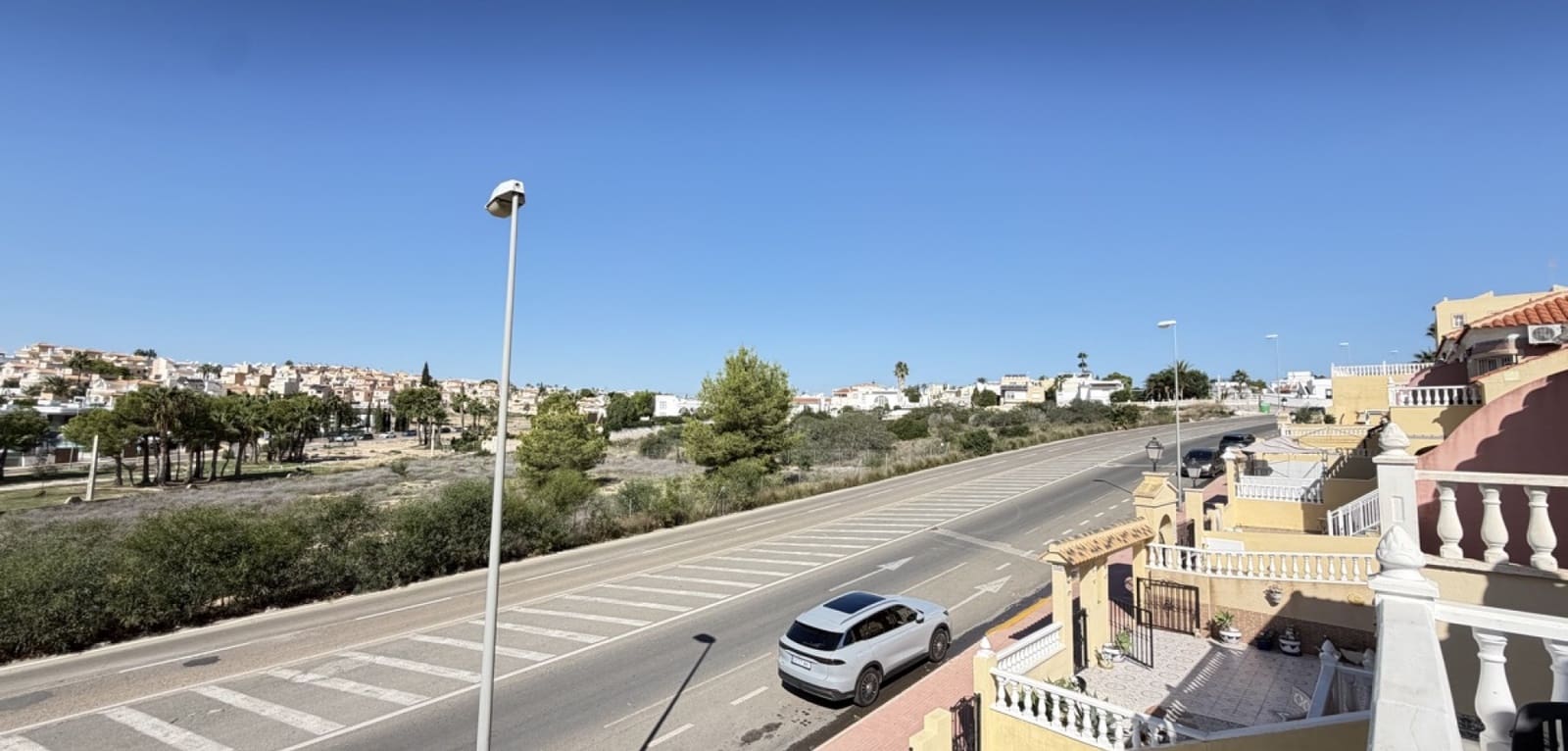 3 quarto Casa em Banda para venda em Villamartin com piscina - 199 995 € (Ref: 10144765)