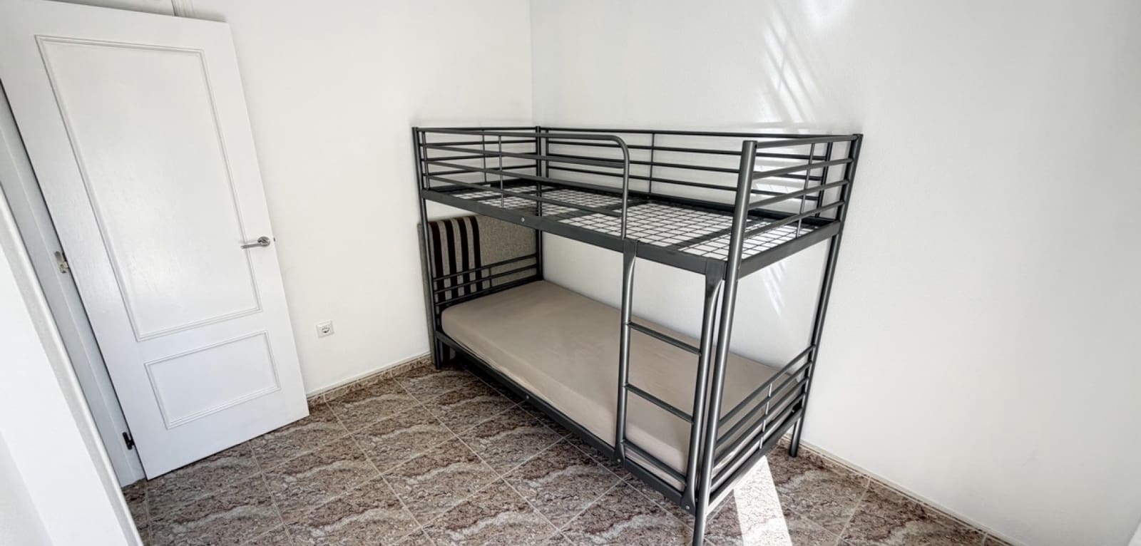 3 quarto Casa em Banda para venda em Villamartin com piscina - 199 995 € (Ref: 10144765)