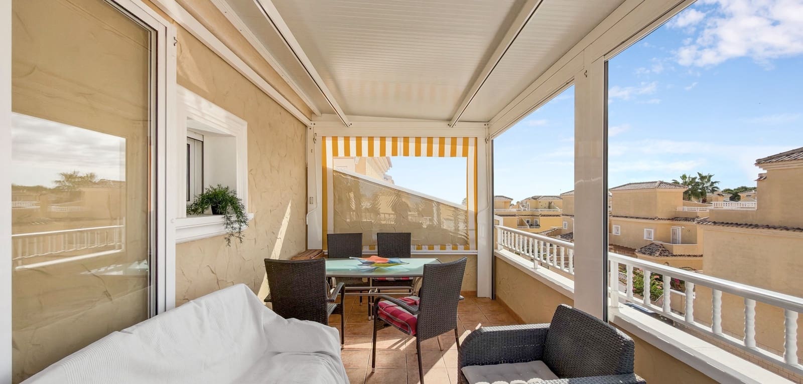 3 camera da letto Casa in vendita in Orihuela Costa con piscina garage - 339.900 € (Rif: 10155563)