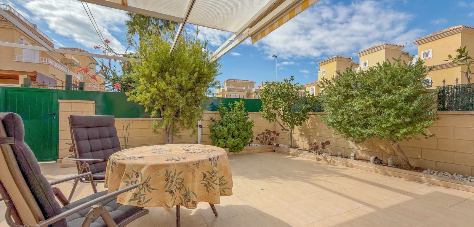 3 camera da letto Casa in vendita in Orihuela Costa con piscina garage - 339.900 € (Rif: 10155563)