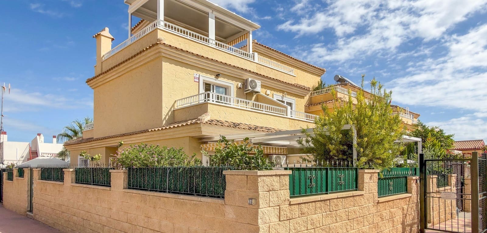 3 camera da letto Casa in vendita in Orihuela Costa con piscina garage - 339.900 € (Rif: 10155563)