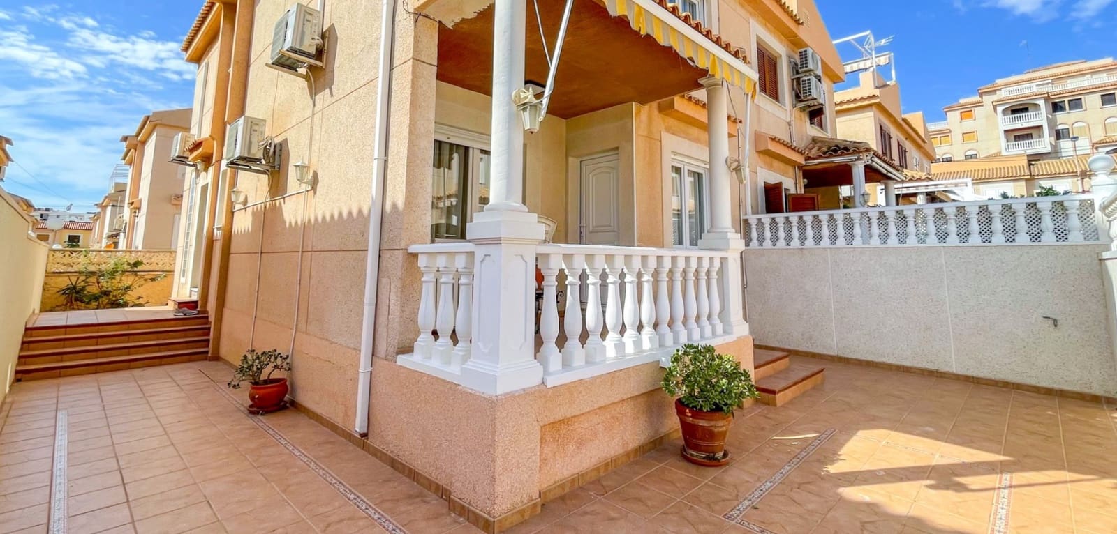 3 Zimmer Doppelhaus zu verkaufen in Cabo Cervera mit Garage - 405.000 € (Ref: 10155564)
