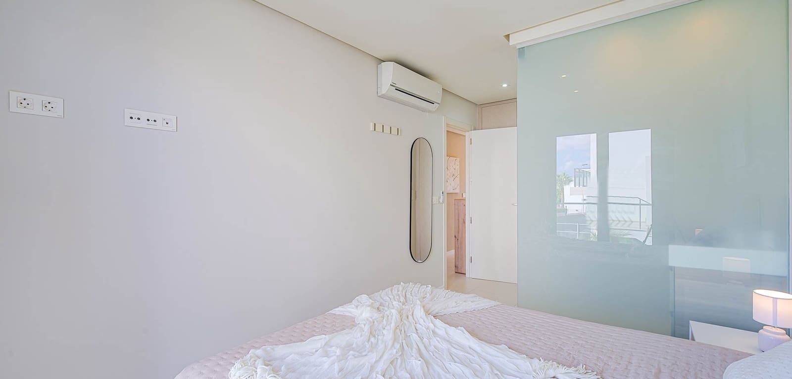 Apartamento de 2 habitaciones en Orihuela Costa en venta con piscina garaje - 270.000 € (Ref: 10155879)