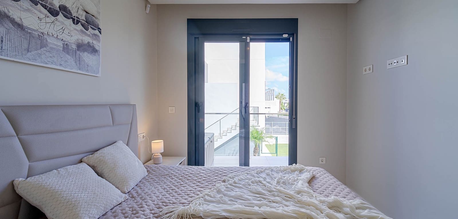 Apartamento de 2 habitaciones en Orihuela Costa en venta con piscina garaje - 270.000 € (Ref: 10155879)