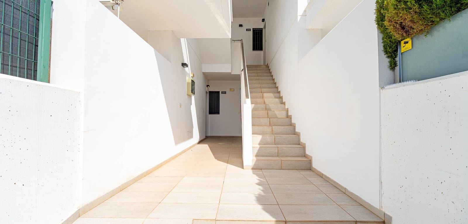 Apartamento de 2 habitaciones en Orihuela Costa en venta con piscina garaje - 270.000 € (Ref: 10155879)