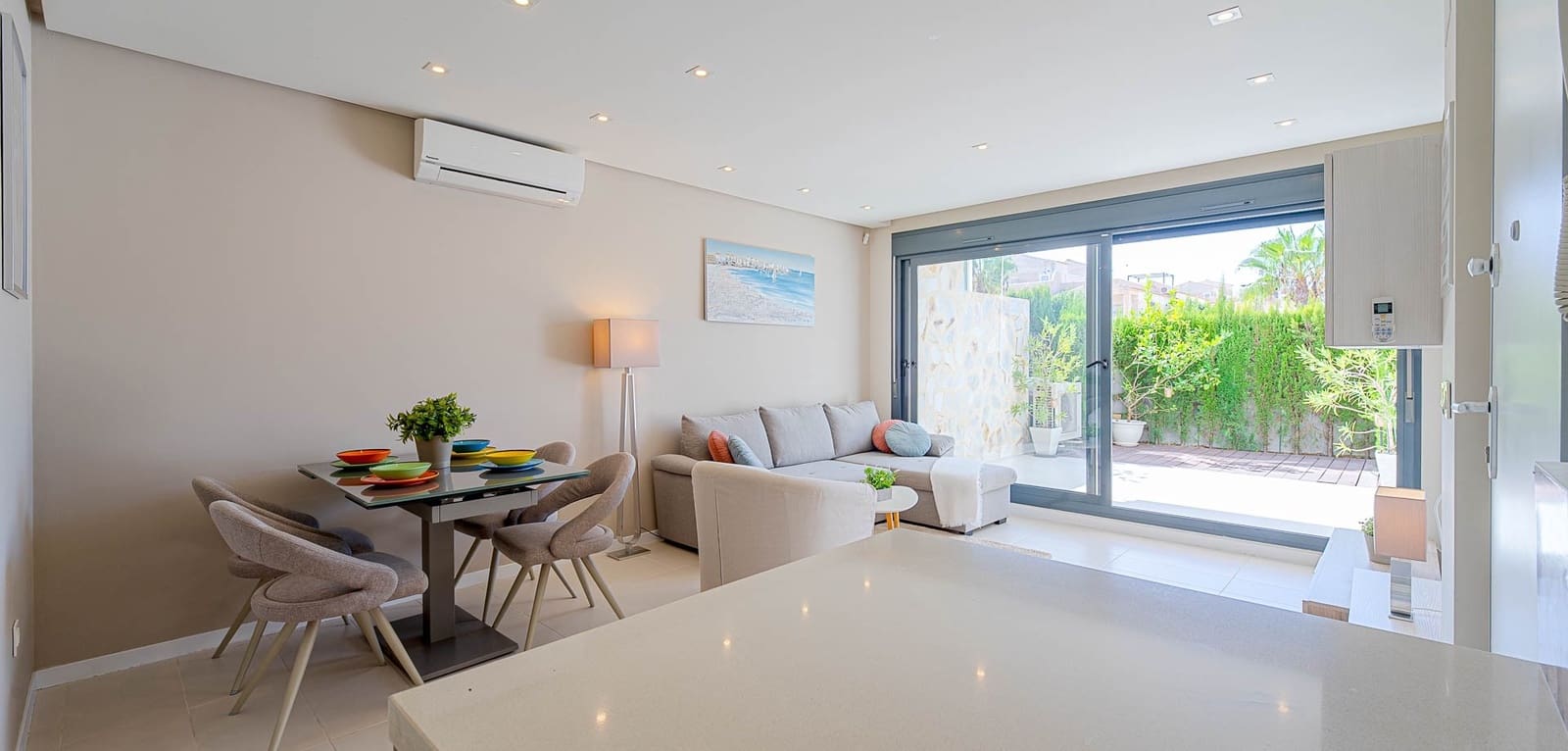 Apartamento de 2 habitaciones en Orihuela Costa en venta con piscina garaje - 270.000 € (Ref: 10155879)
