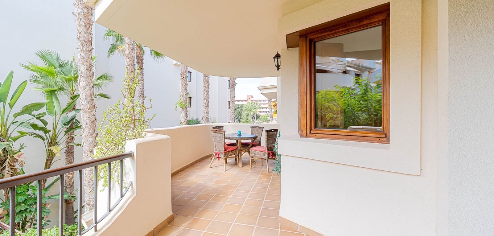 Apartamento de 2 habitaciones en Orihuela Costa en venta con piscina garaje - 289.000 € (Ref: 10155880)