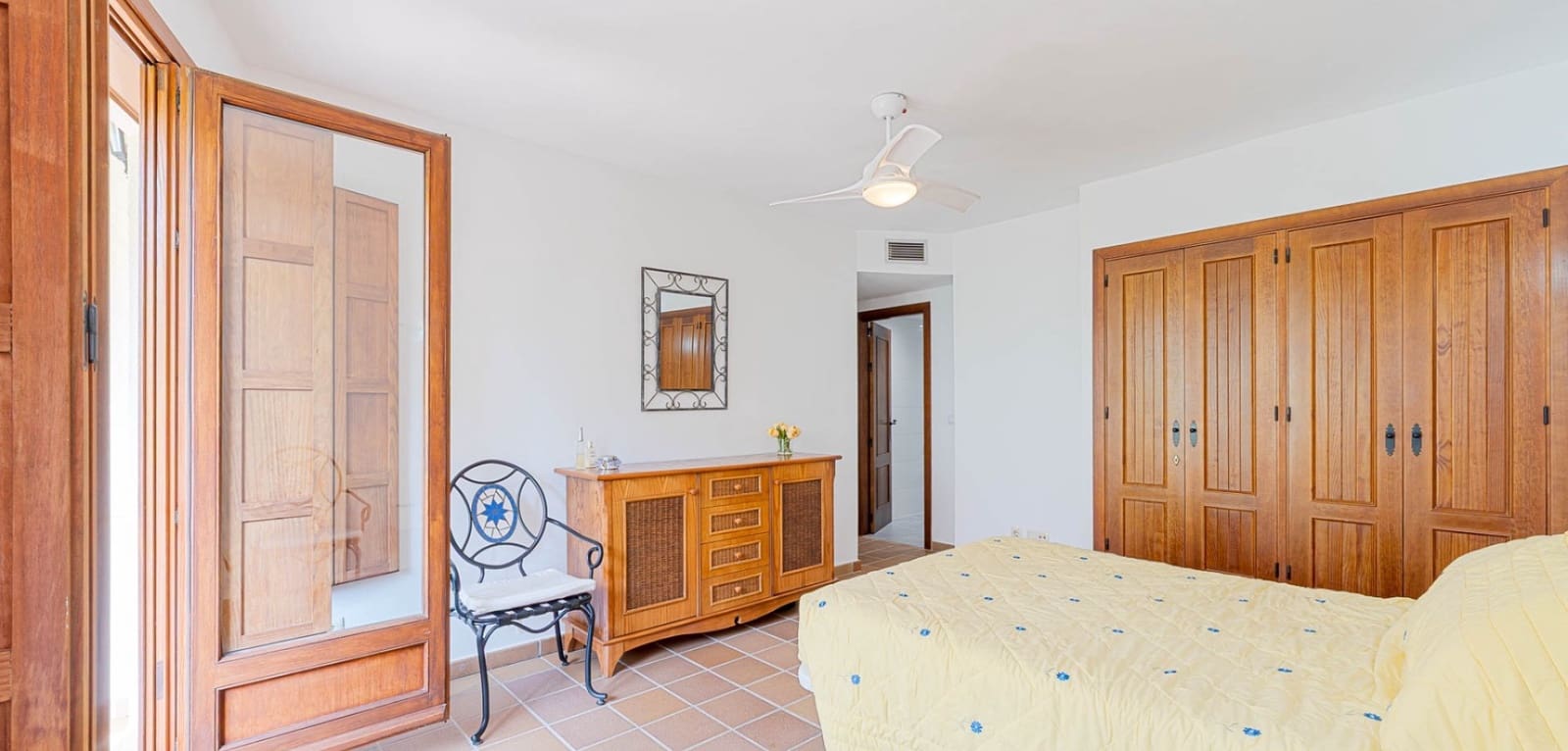 Apartamento de 2 habitaciones en Orihuela Costa en venta con piscina garaje - 289.000 € (Ref: 10155880)