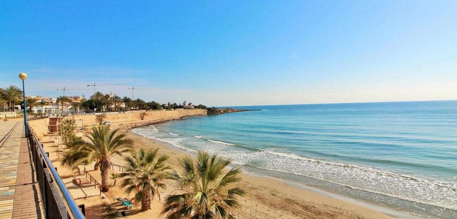 Apartamento de 2 habitaciones en Orihuela Costa en venta con piscina garaje - 289.000 € (Ref: 10155880)