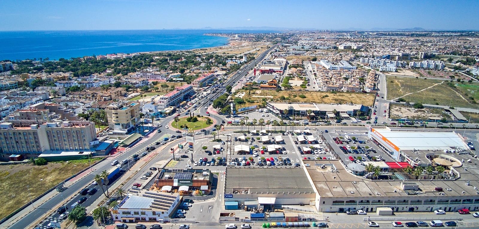 Apartamento de 2 habitaciones en Orihuela Costa en venta con piscina garaje - 289.000 € (Ref: 10155880)