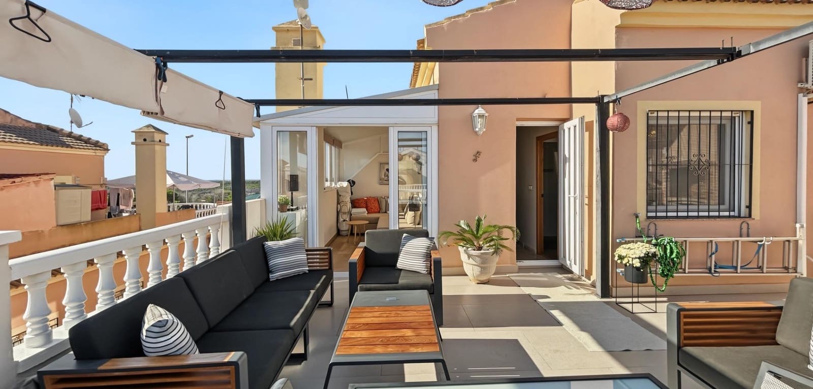 2 sypialnia Bungalow na sprzedaż w Orihuela Costa z basenem - 193 900 € (Ref: 10159976)