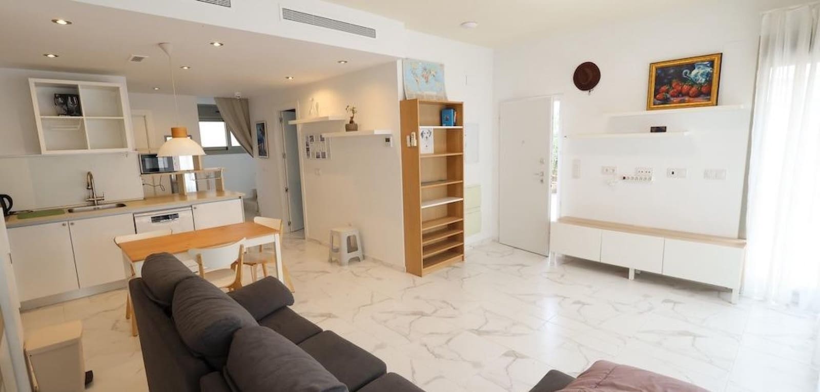 3 bedroom Villa for sale in Villamartin with pool - € 450,000 (Ref: 10159977)