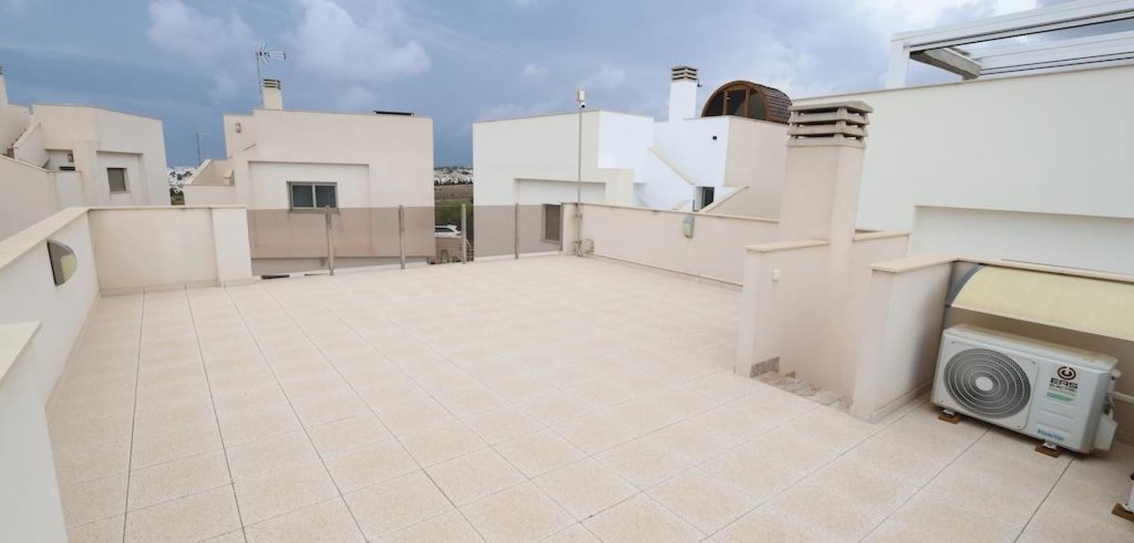 3 bedroom Villa for sale in Villamartin with pool - € 450,000 (Ref: 10159977)