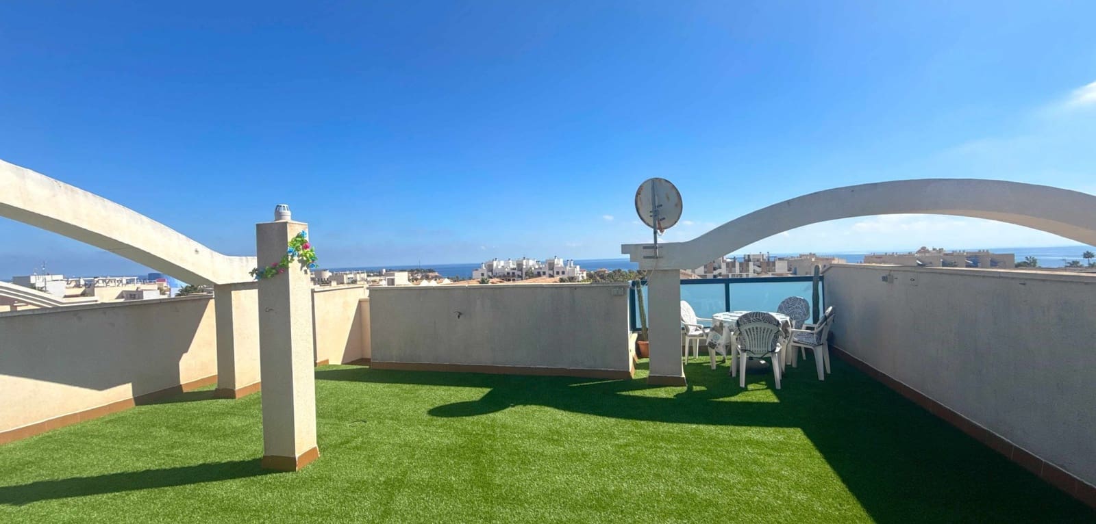 2 soveværelse Lejlighed til salg i Cabo Roig med swimmingpool garage - € 219.950 (Ref: 10159978)