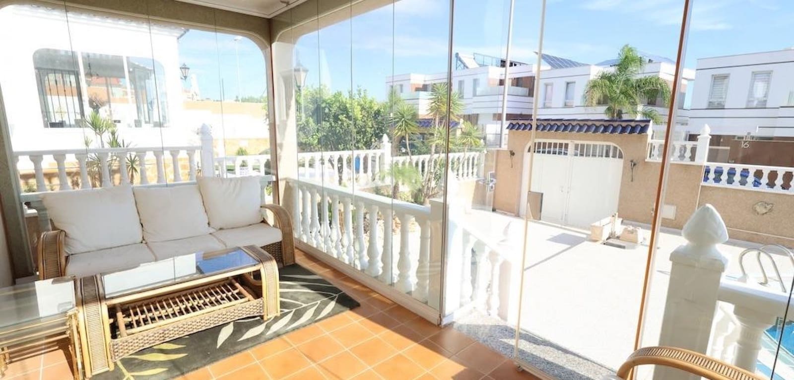 3 soveværelse Villa til salg i Villamartin med swimmingpool garage - € 360.000 (Ref: 10163246)