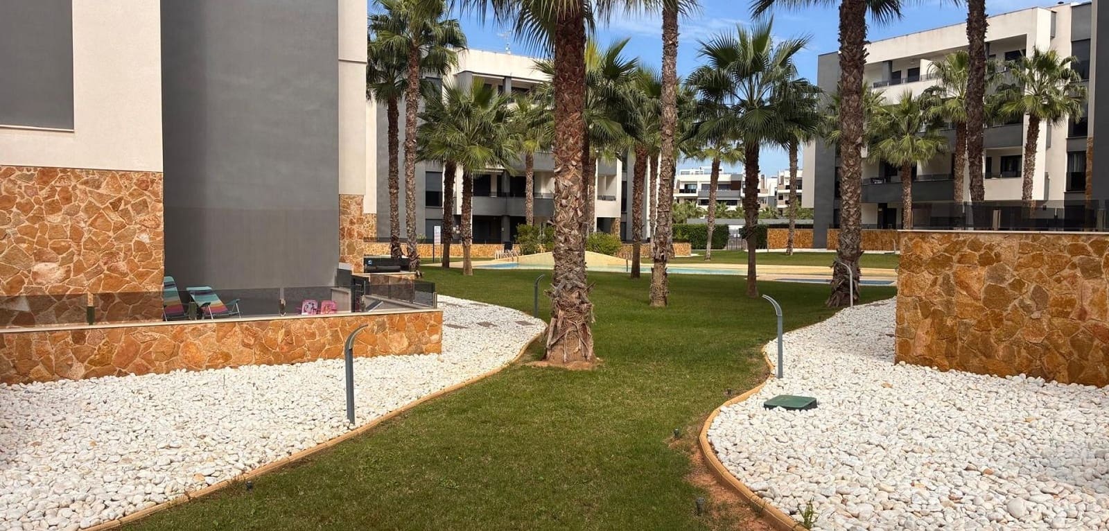 2 bedroom Apartment for sale in Los Altos with pool garage - € 259,900 (Ref: 10163247)