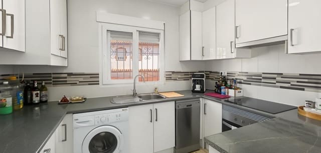 2 slaapkamer Villa te koop in Pinar de Campoverde, Pilar de la Horadada met zwembad - € 295.000 (Ref: 10163248)