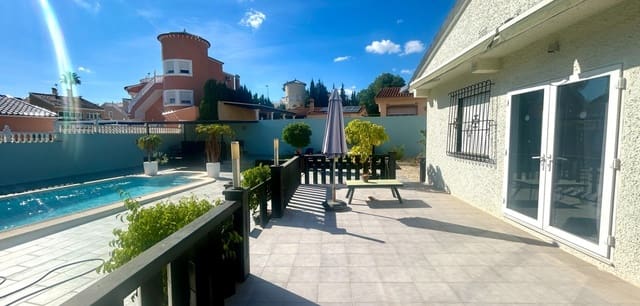 2 slaapkamer Villa te koop in Pinar de Campoverde, Pilar de la Horadada met zwembad - € 295.000 (Ref: 10163248)