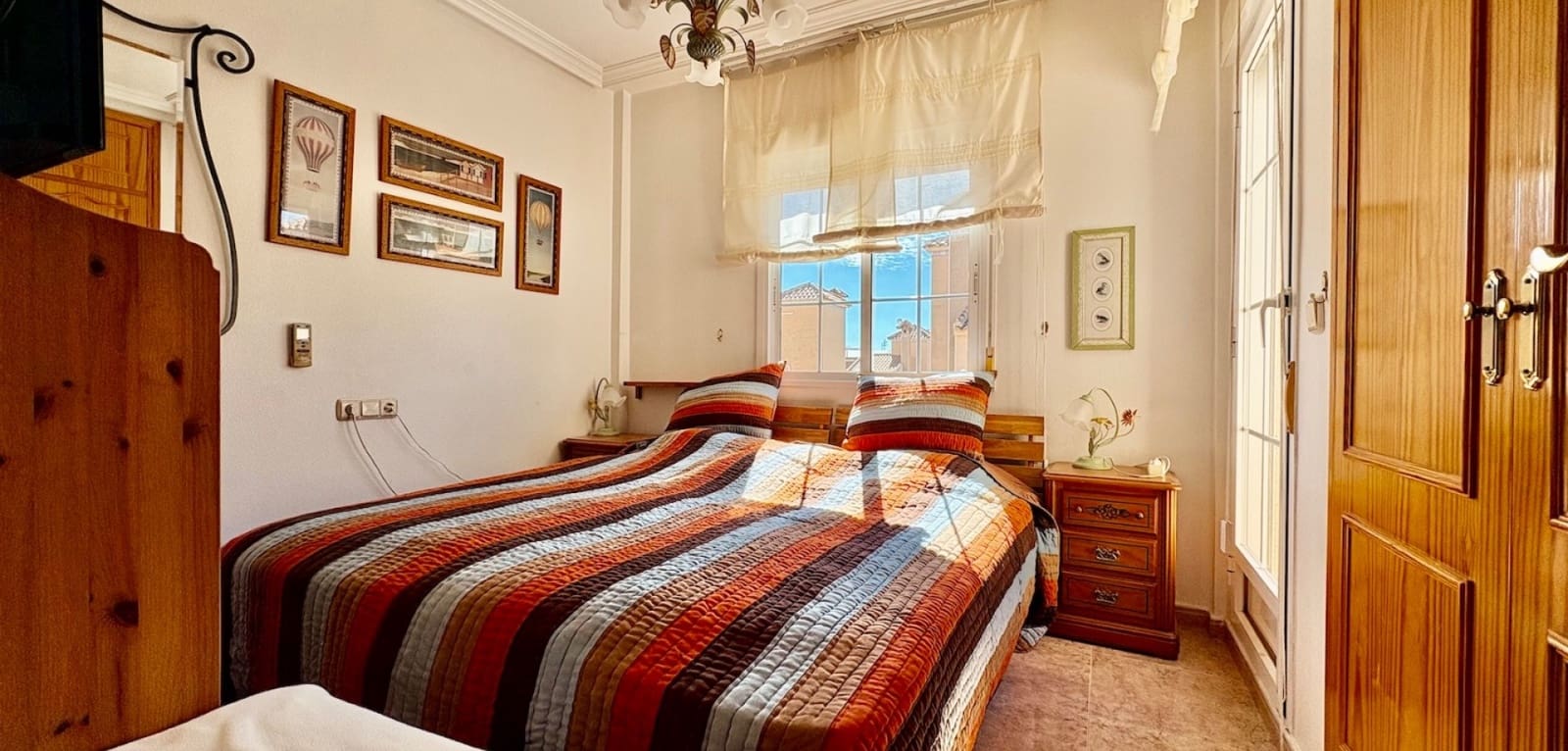 3 soveværelse Byhus til salg i Playa Flamenca med swimmingpool - € 225.000 (Ref: 10165374)