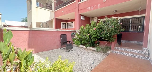 2 soverom Bungalow til salgs i Torrevieja med svømmebasseng - € 162 500 (Ref: 10168838)