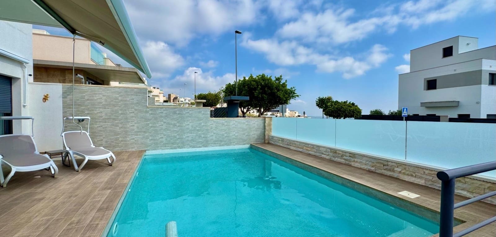 3 bedroom Villa for sale in San Miguel de Salinas with pool garage - € 399,000 (Ref: 10172320)