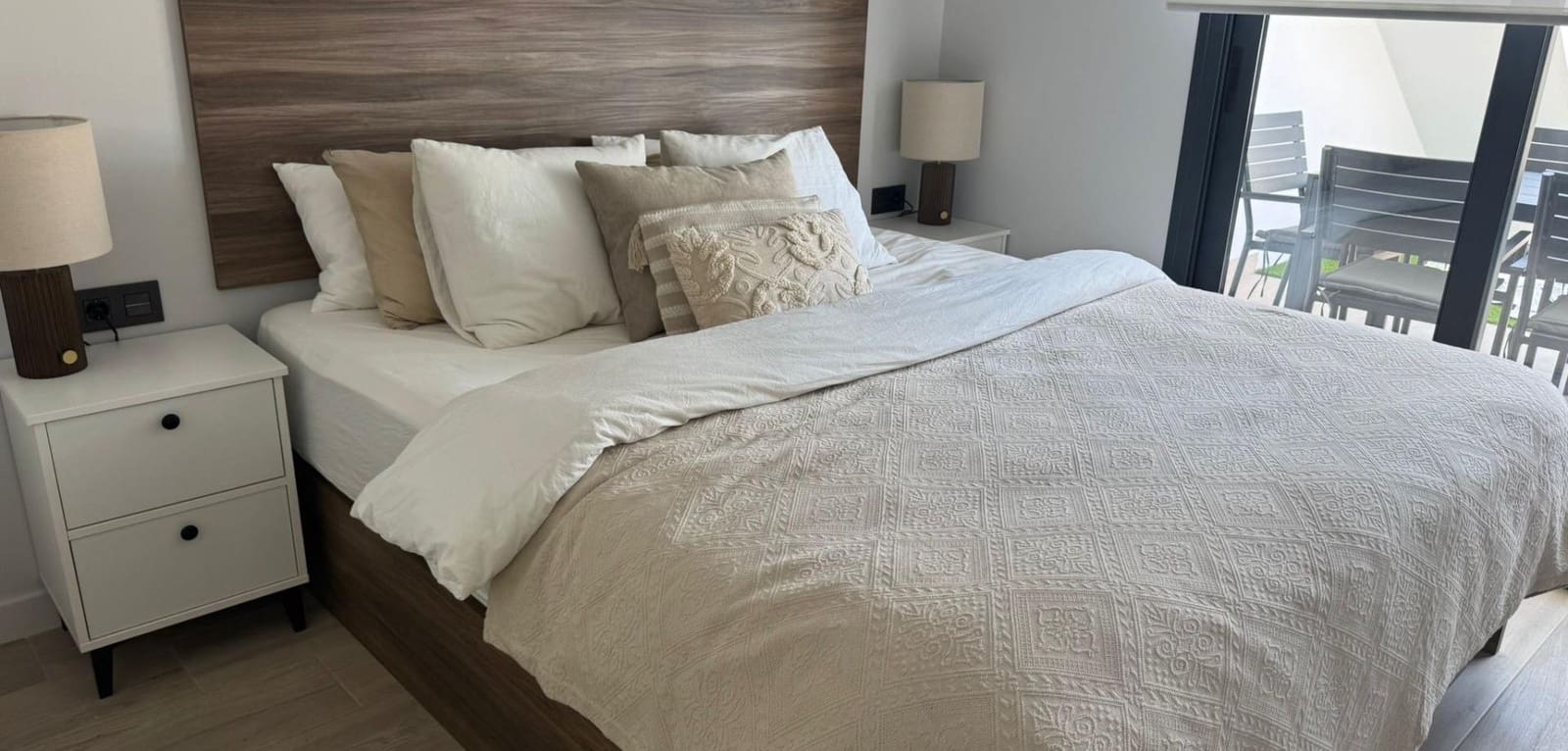 3 sypialnia Apartament na sprzedaż w Orihuela Costa z basenem garażem - 360 000 € (Ref: 10172322)
