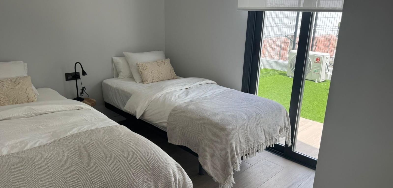 3 sypialnia Apartament na sprzedaż w Orihuela Costa z basenem garażem - 360 000 € (Ref: 10172322)