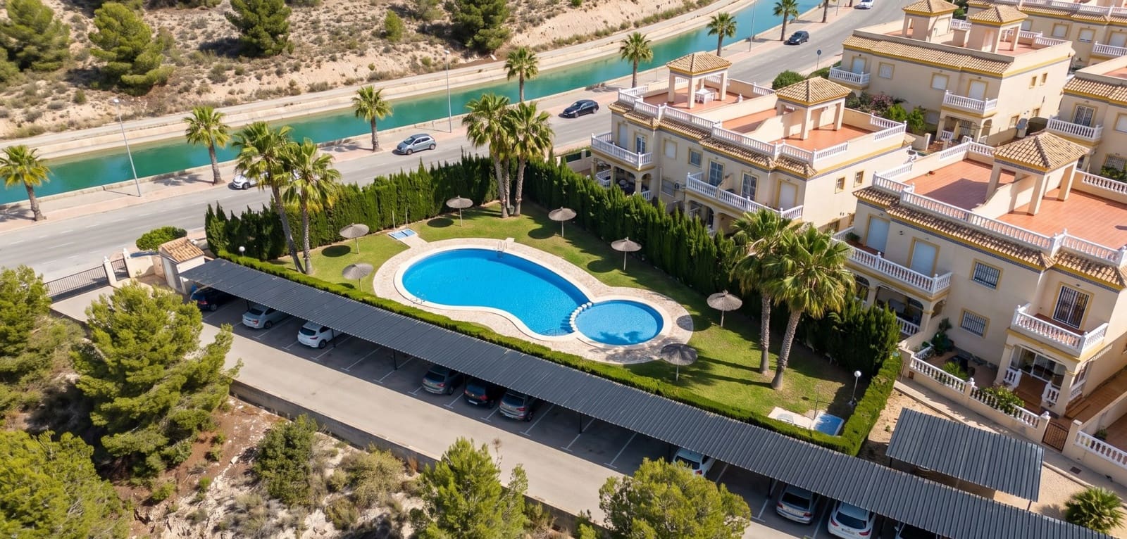 4 soverom Hus til salgs i Las Ramblas Golf med svømmebasseng - € 255 000 (Ref: 10172323)
