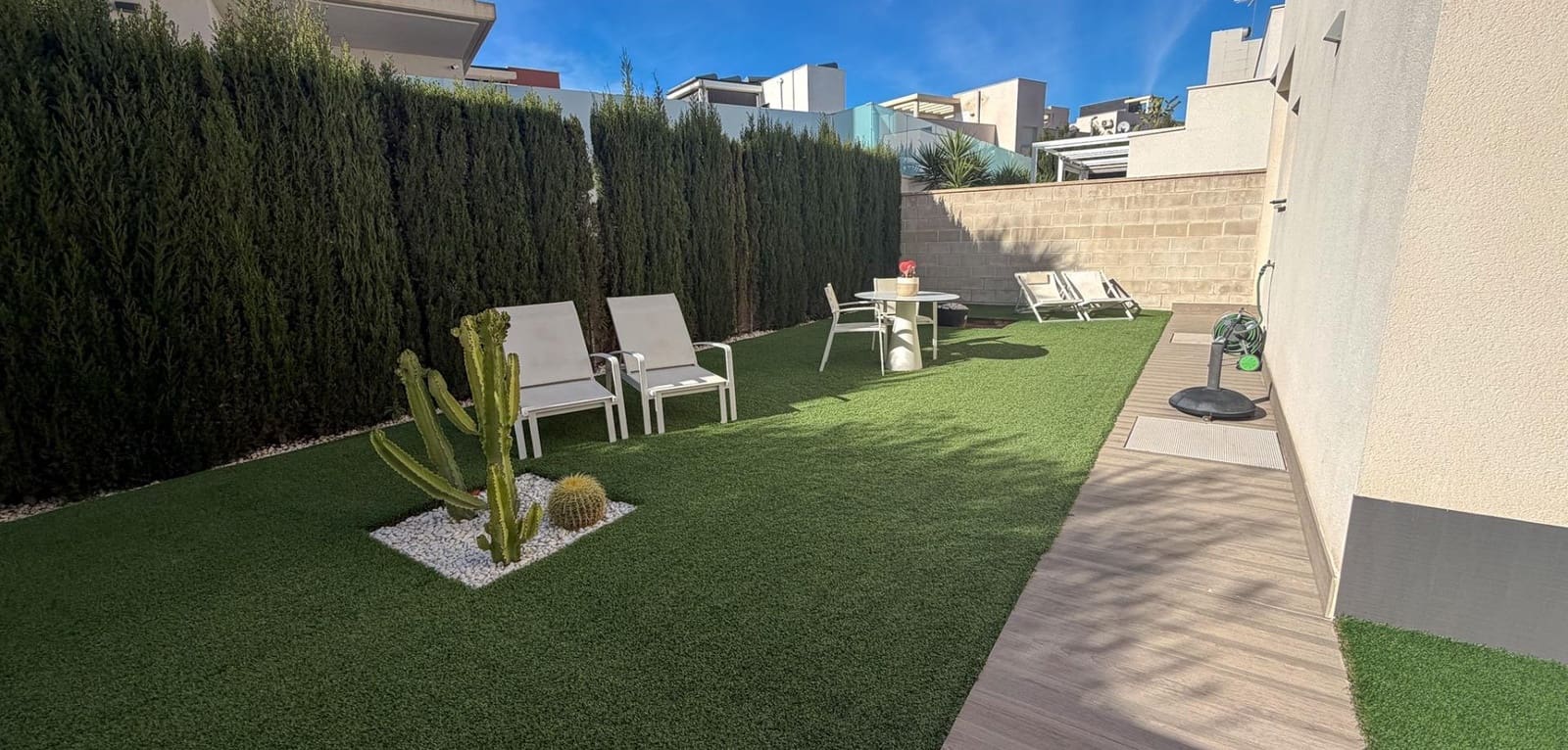 4 bedroom Villa for sale in San Miguel de Salinas with pool - € 580,000 (Ref: 10172326)