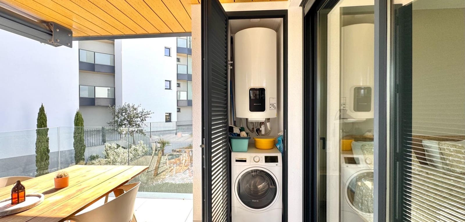 Apartamento de 2 habitaciones en Las Colinas Golf en venta con piscina garaje - 379.900 € (Ref: 10172327)